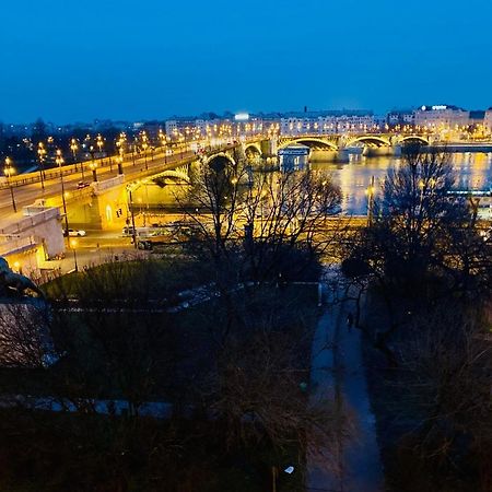 Over The Danube Budapest Exterior photo