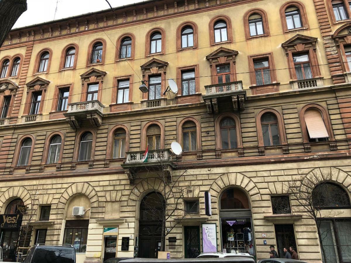 Over The Danube Budapest Exterior photo